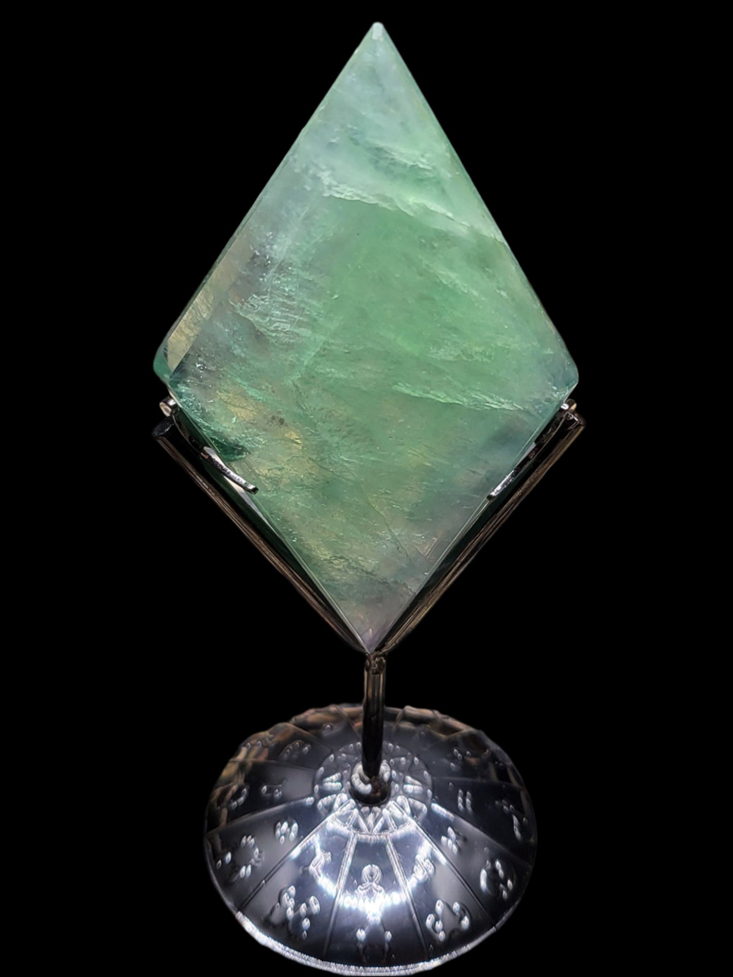 Green Fluorite Diamond Carving With Stand